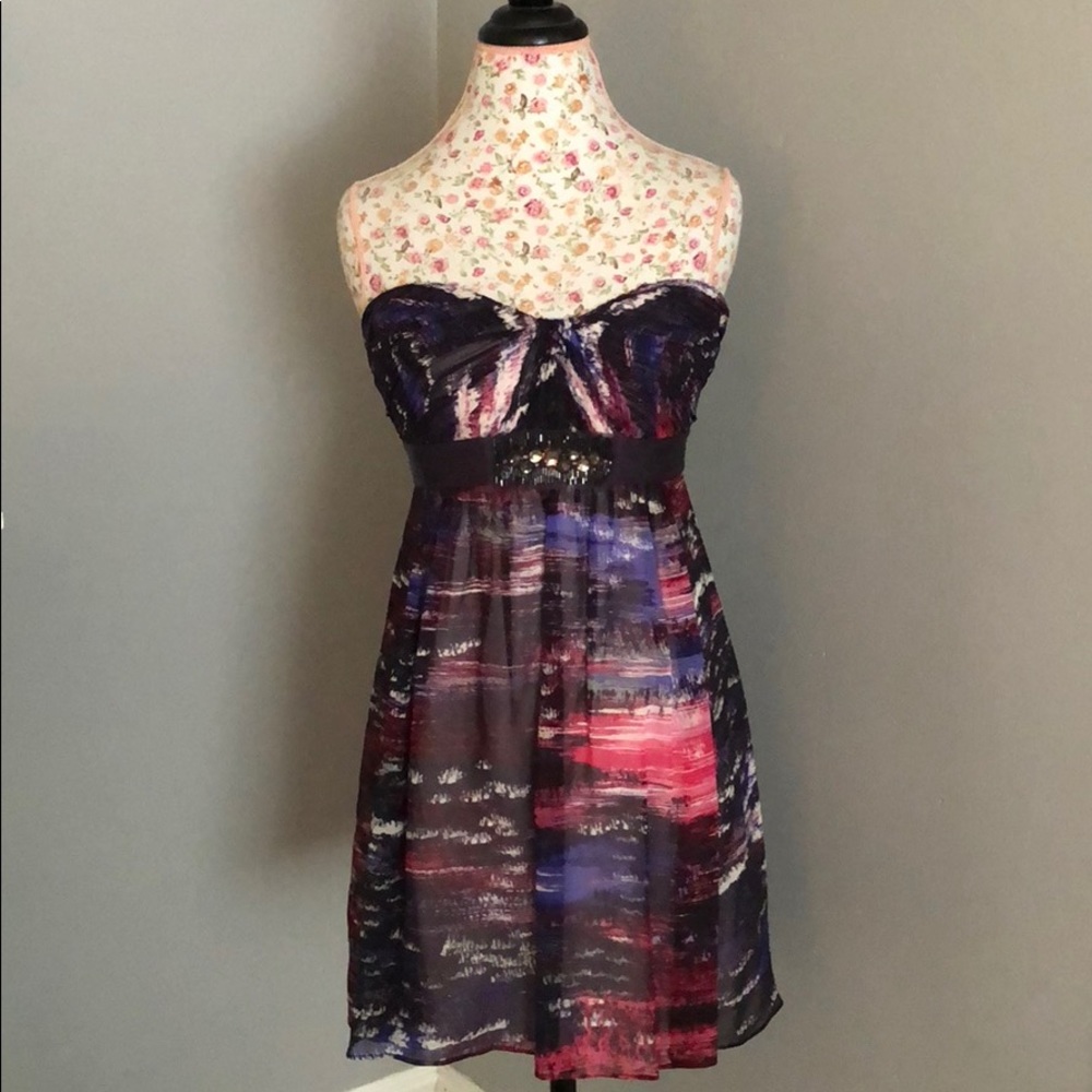Strapless dress